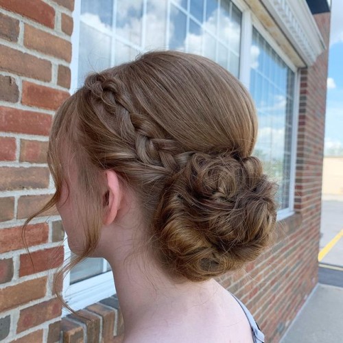 Prom-is-coming-to-an-end-soon.jpeg