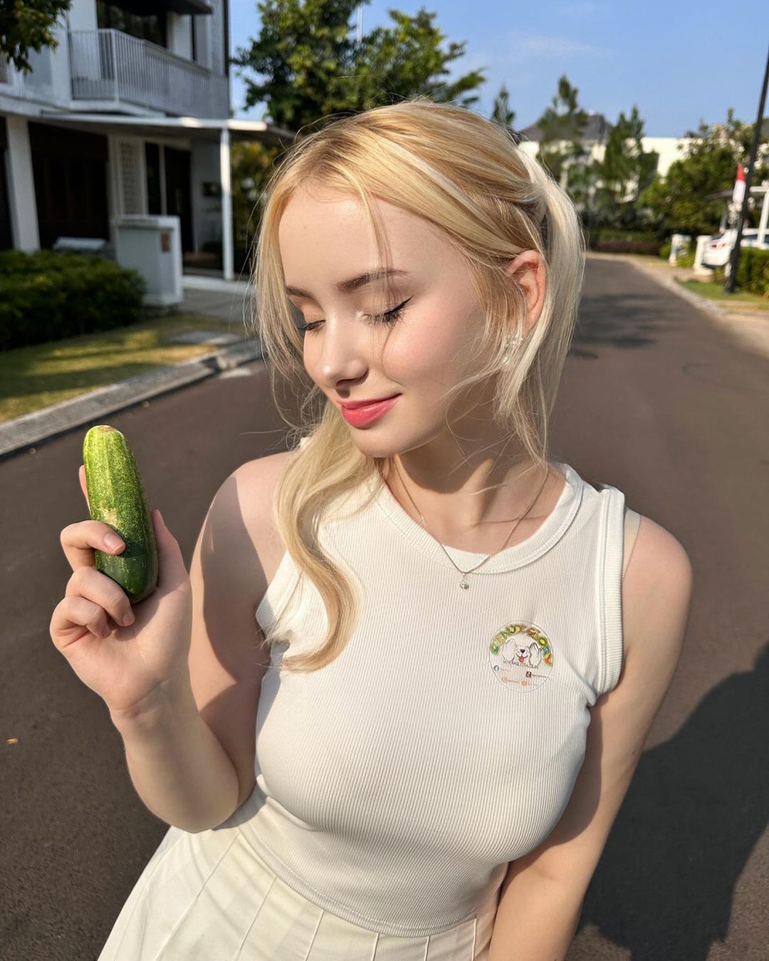 Foto bugil bule barbie ai edit deepfake bugilonly