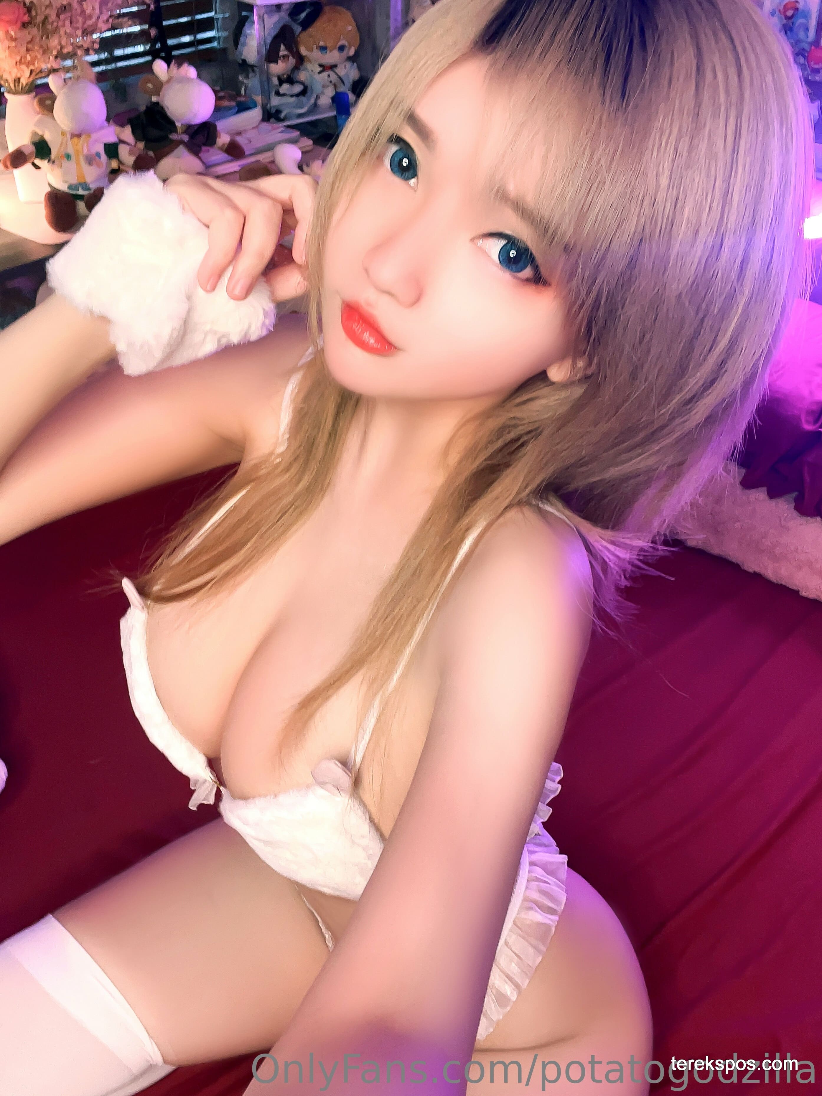 [terekspos.com] Foto Bugil Potato Godzilla Onlyfans Toket Besar (2)