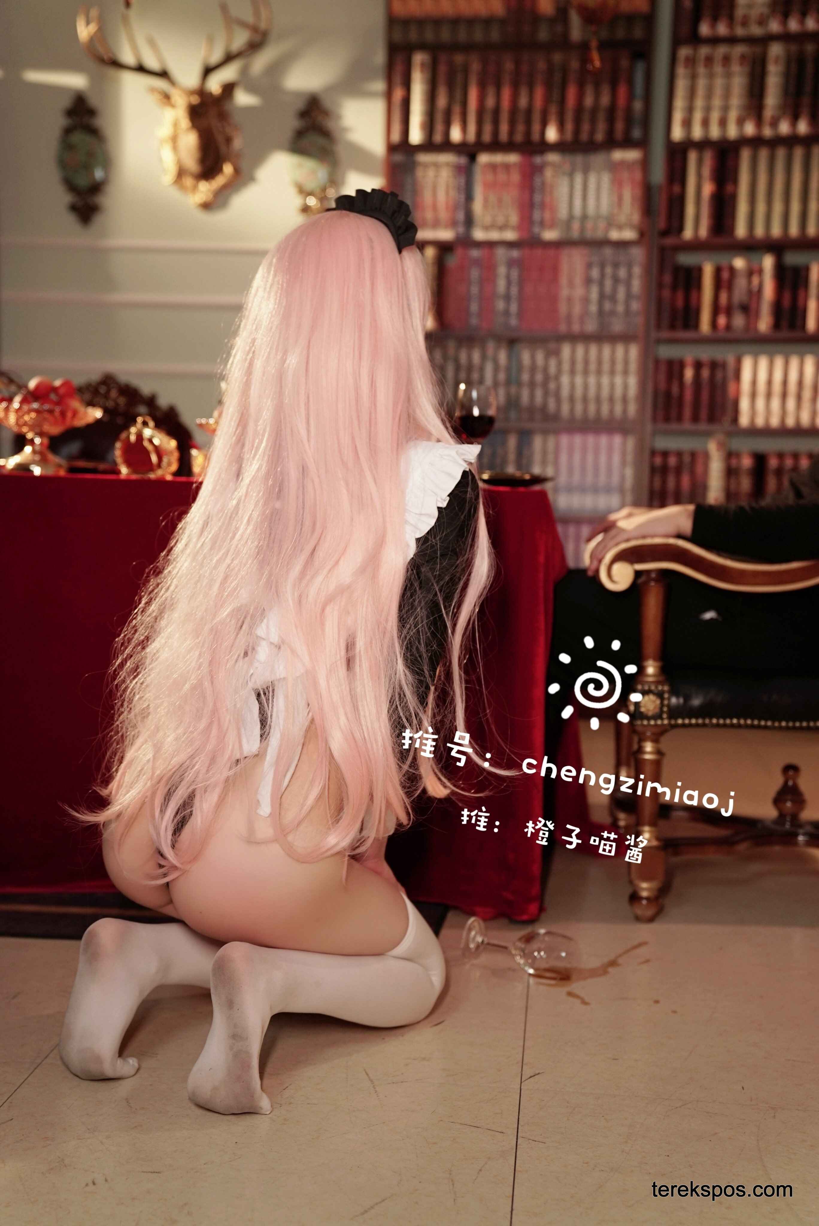 [terekspos.com] 31+ Foto Bugil Chengzimiaoj (橙子喵酱) Cosplay Maid (18)