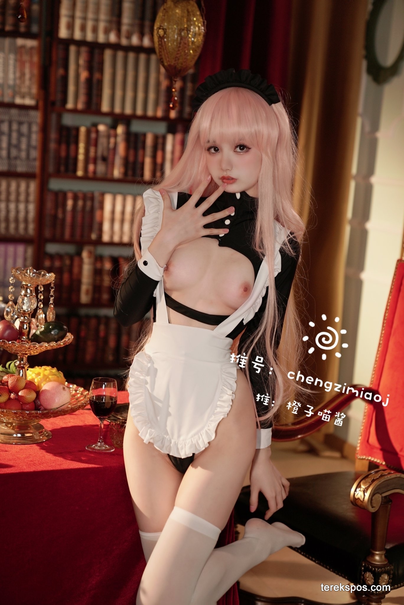 [terekspos.com] 31+ Foto Bugil Chengzimiaoj (橙子喵酱) Cosplay Maid (6)